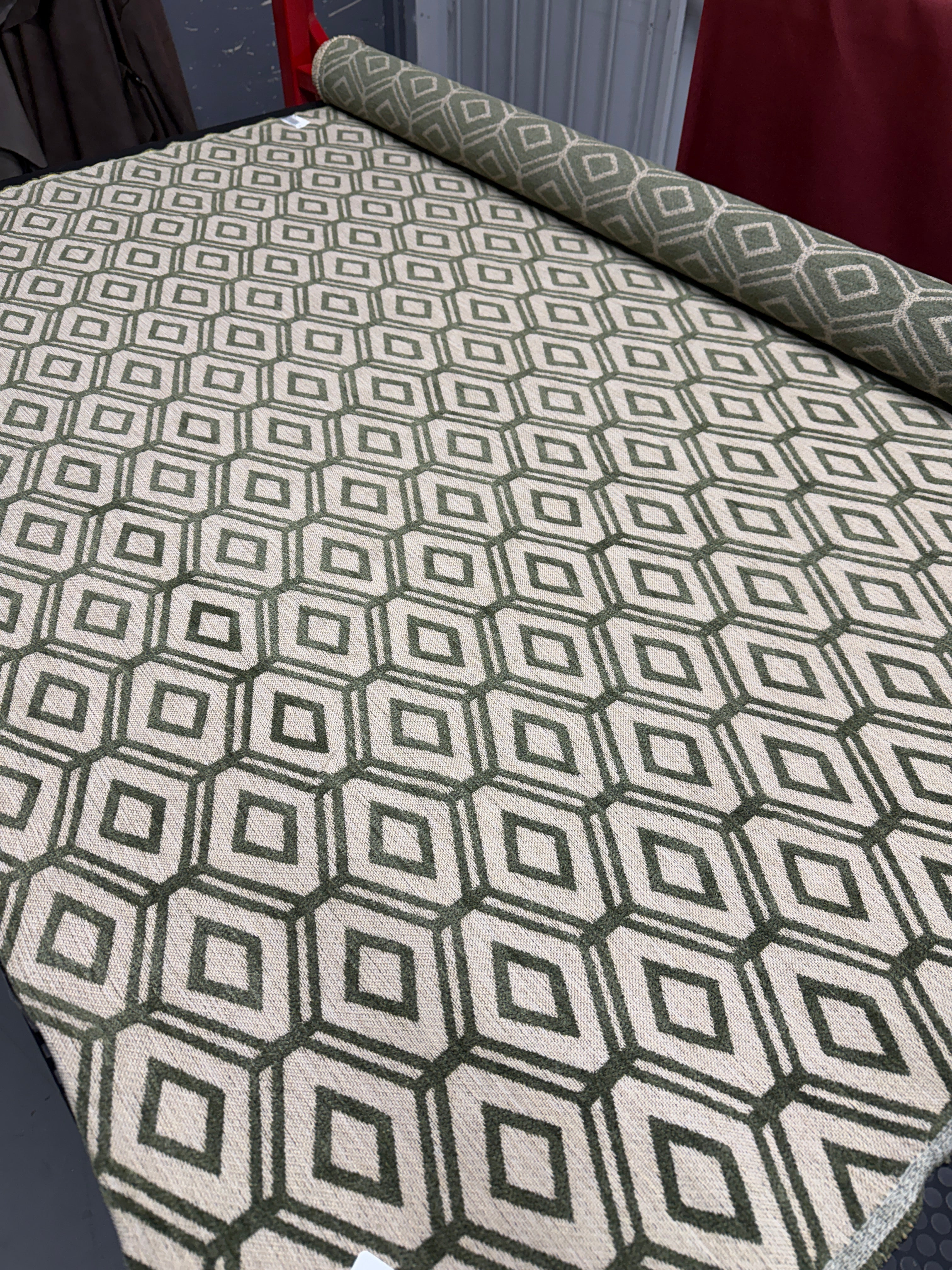 0452 Emerald Aztec Embossed
