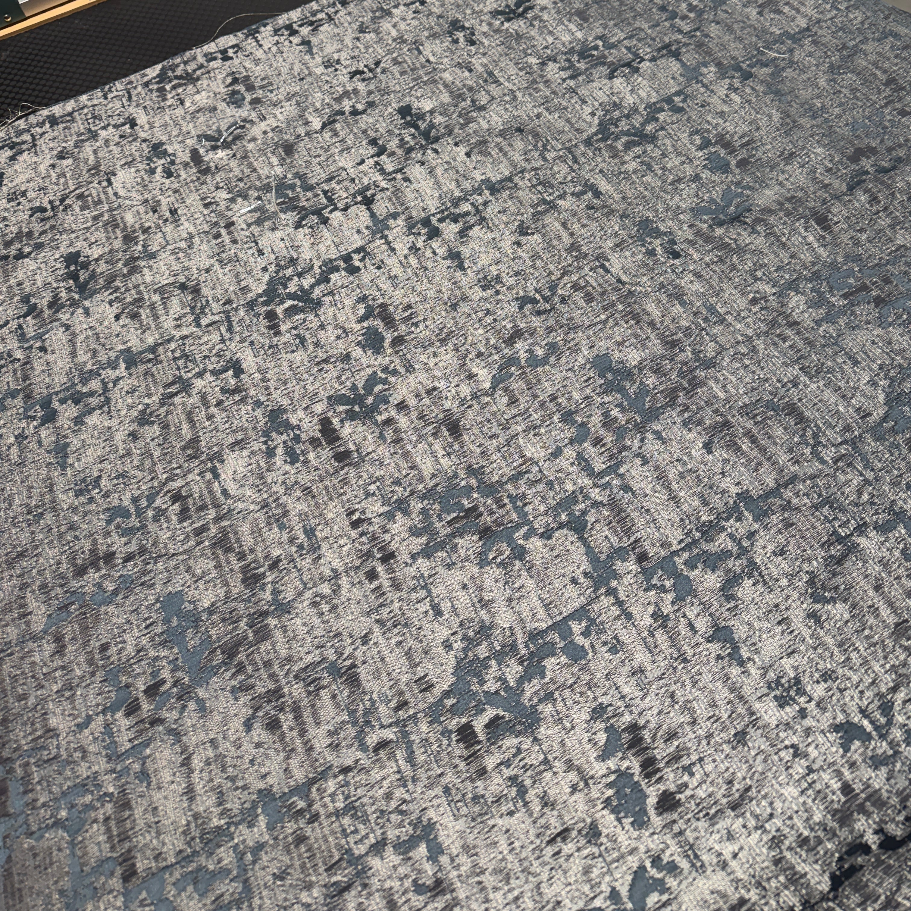 0488 Fabric Silver Iridescent