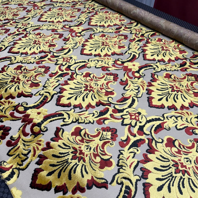 0433 Regal Embossed Floral