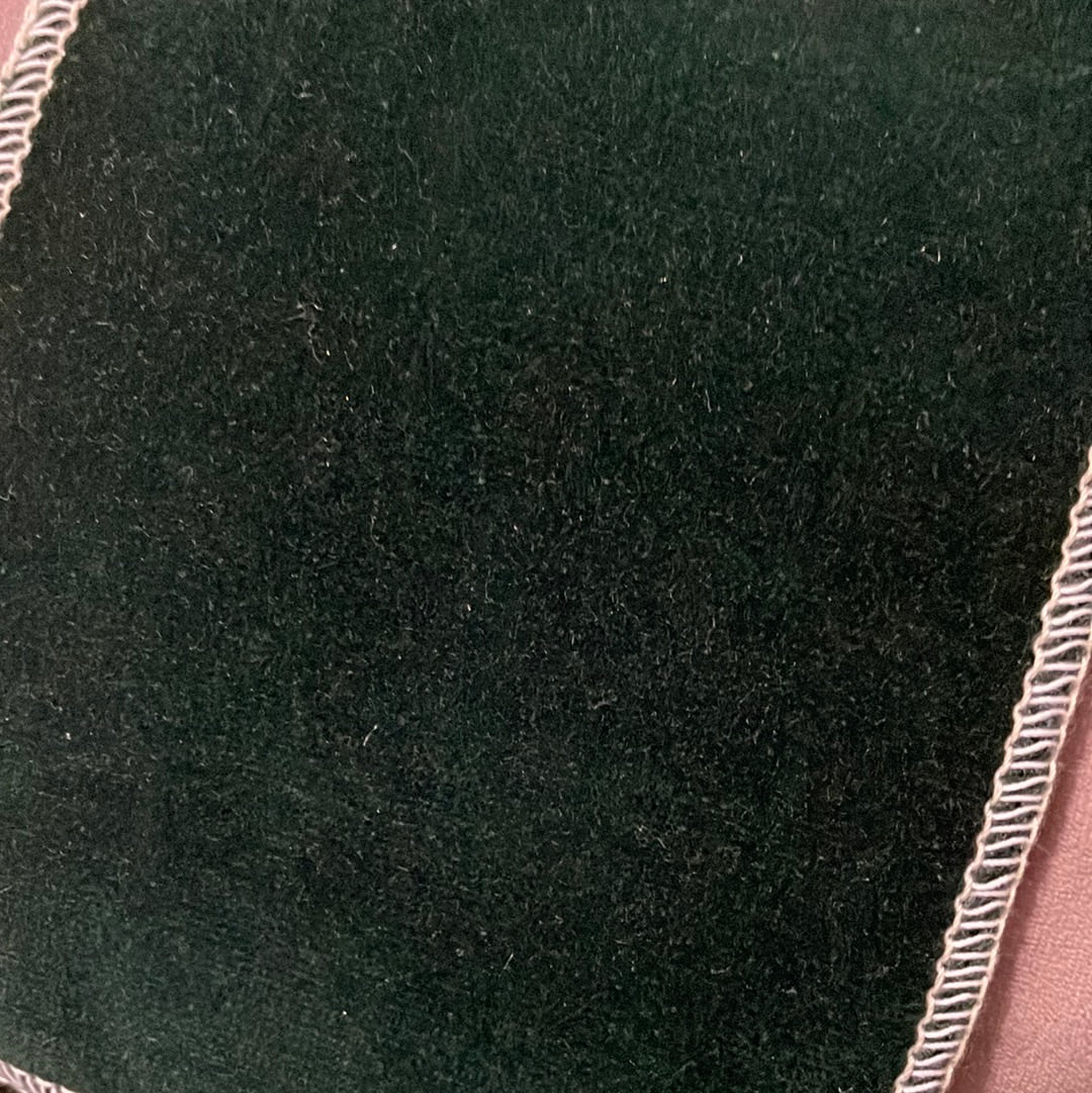 0414 Velvety Fabric Forest Green