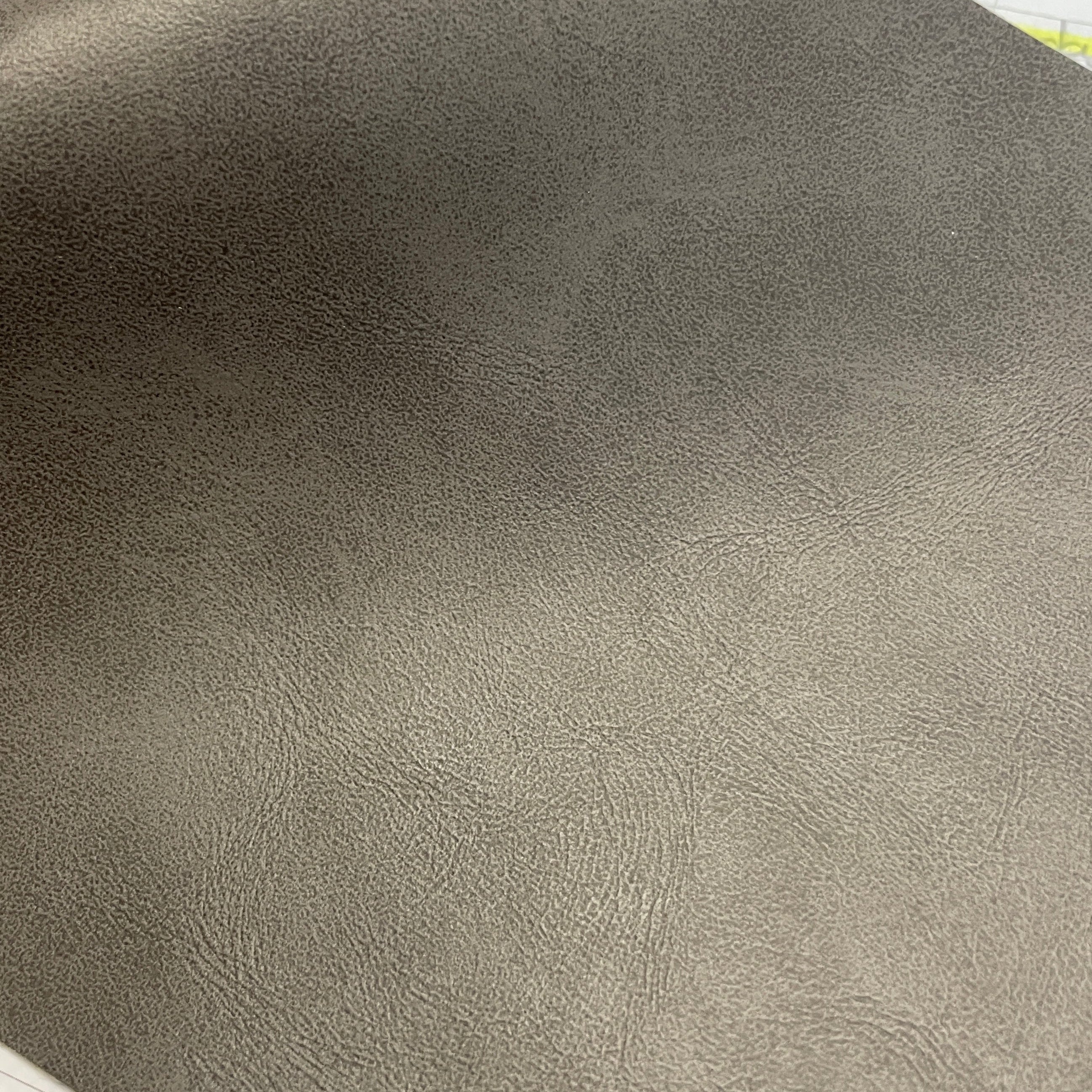 0031 Dark Gray “Graphite Core” Vinyl