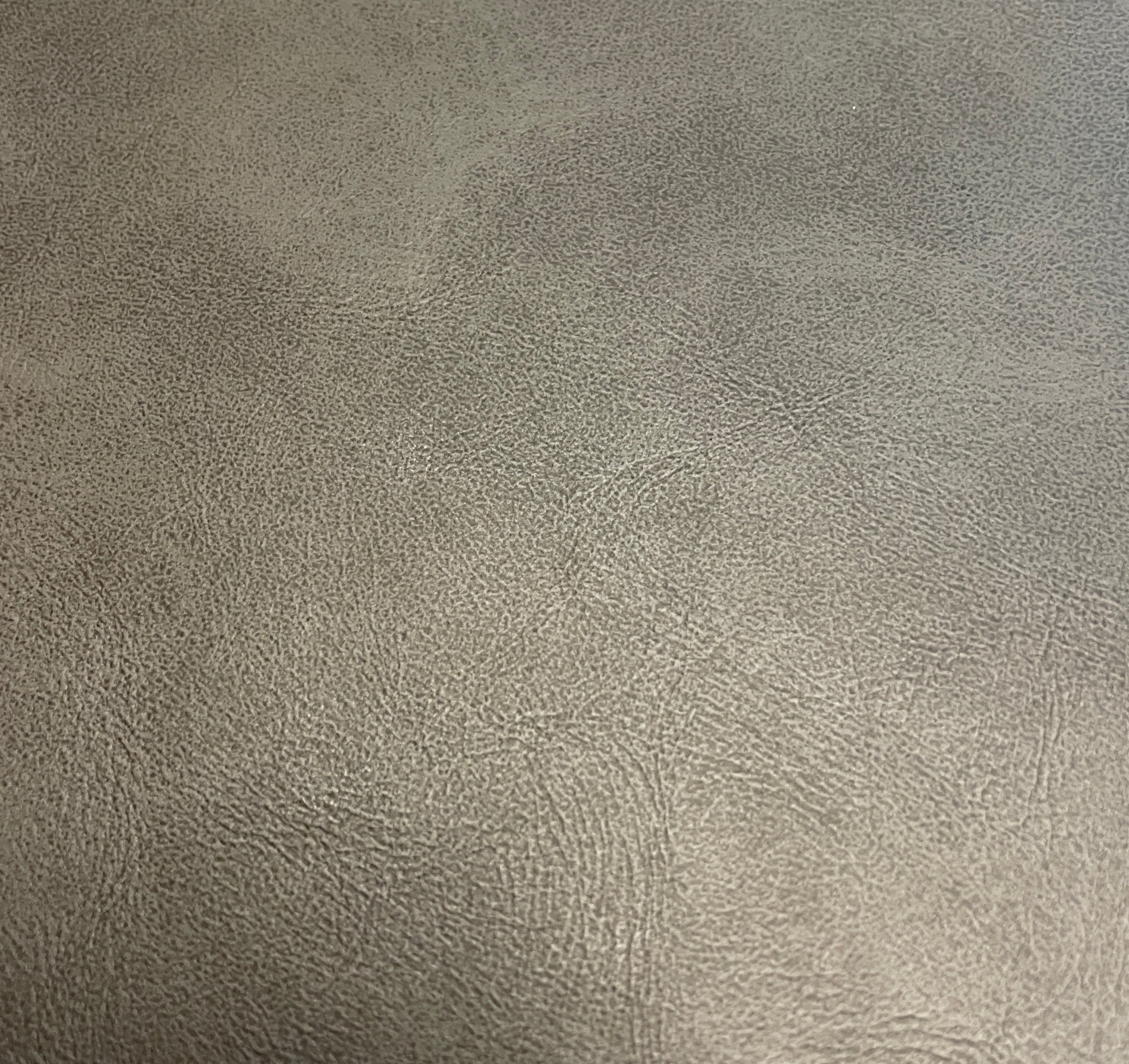0031 Dark Gray “Graphite Core” Vinyl