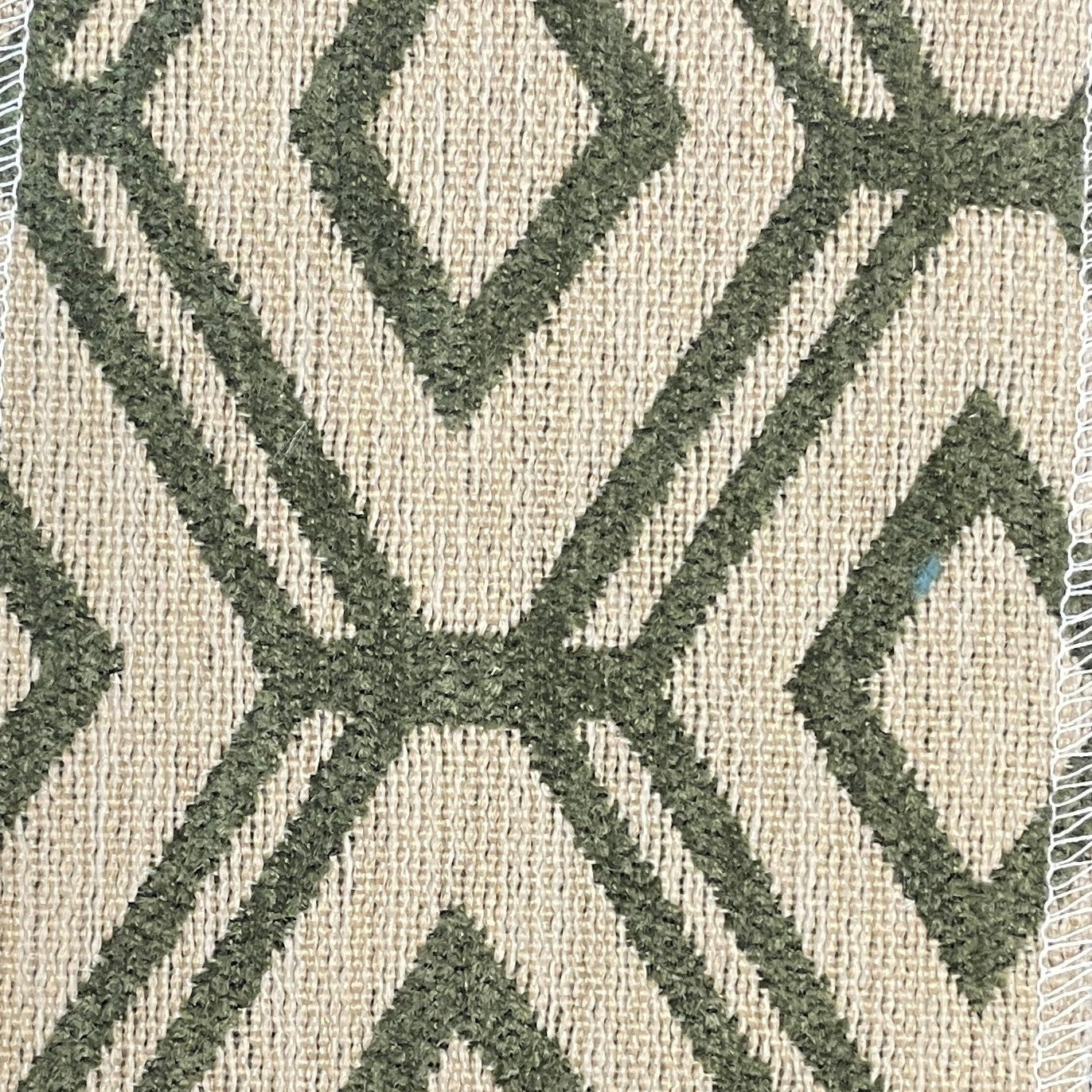0452 Emerald Aztec Embossed