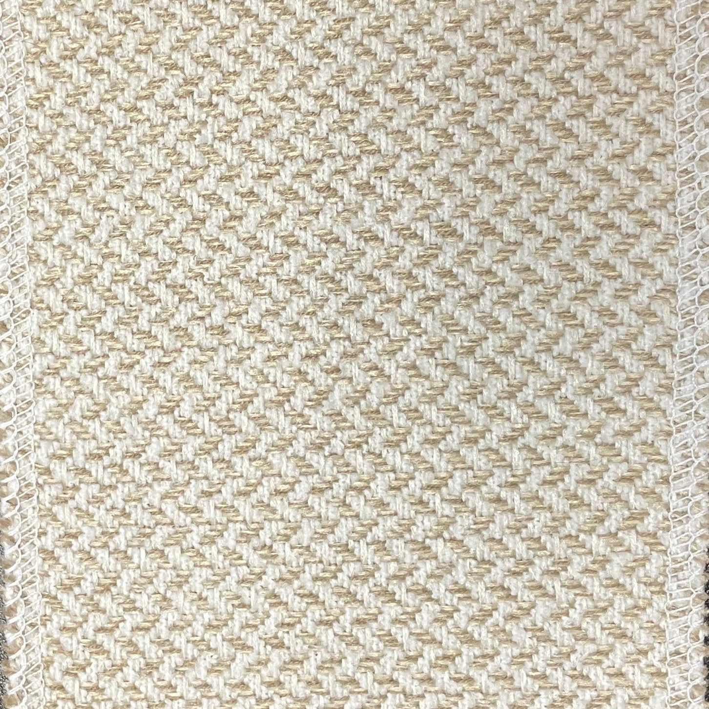 0470 Fabric Ivory Basket