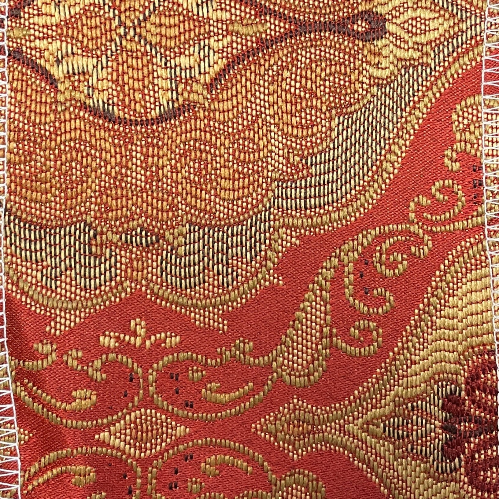 0547 Imperial Flame Damask
