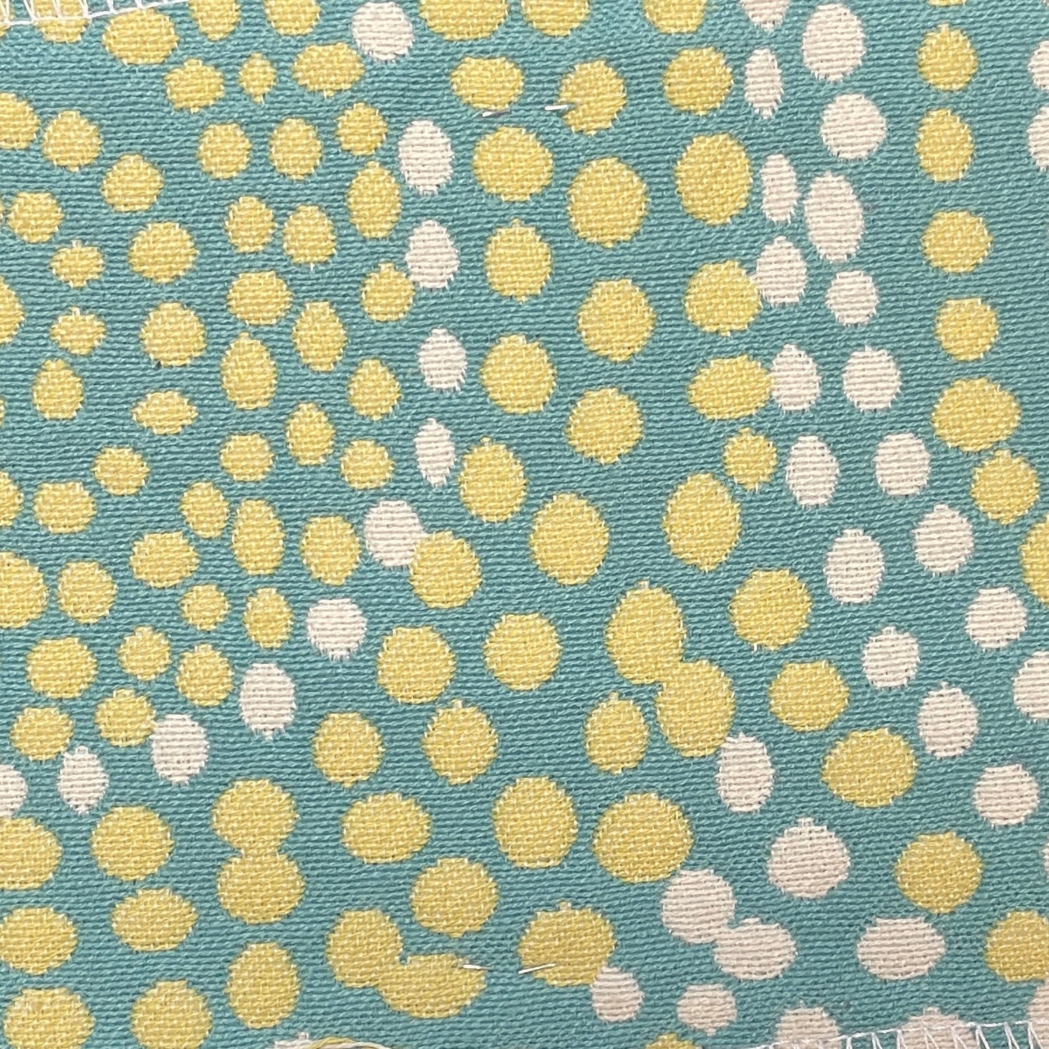 0551 Retro Dots Fabric