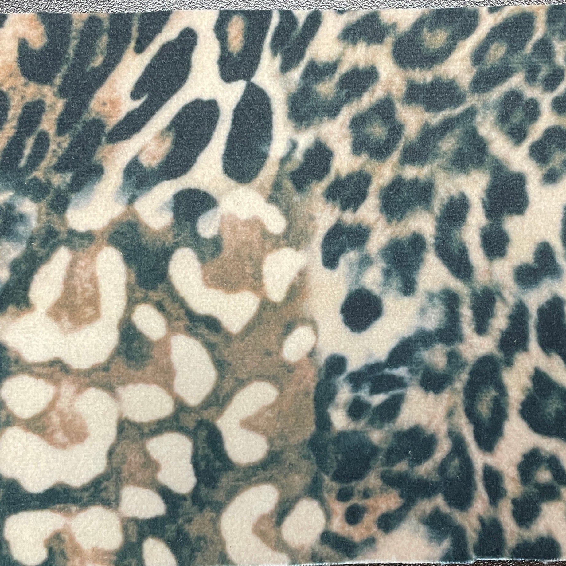 0606 Fabric Abstract Leopard
