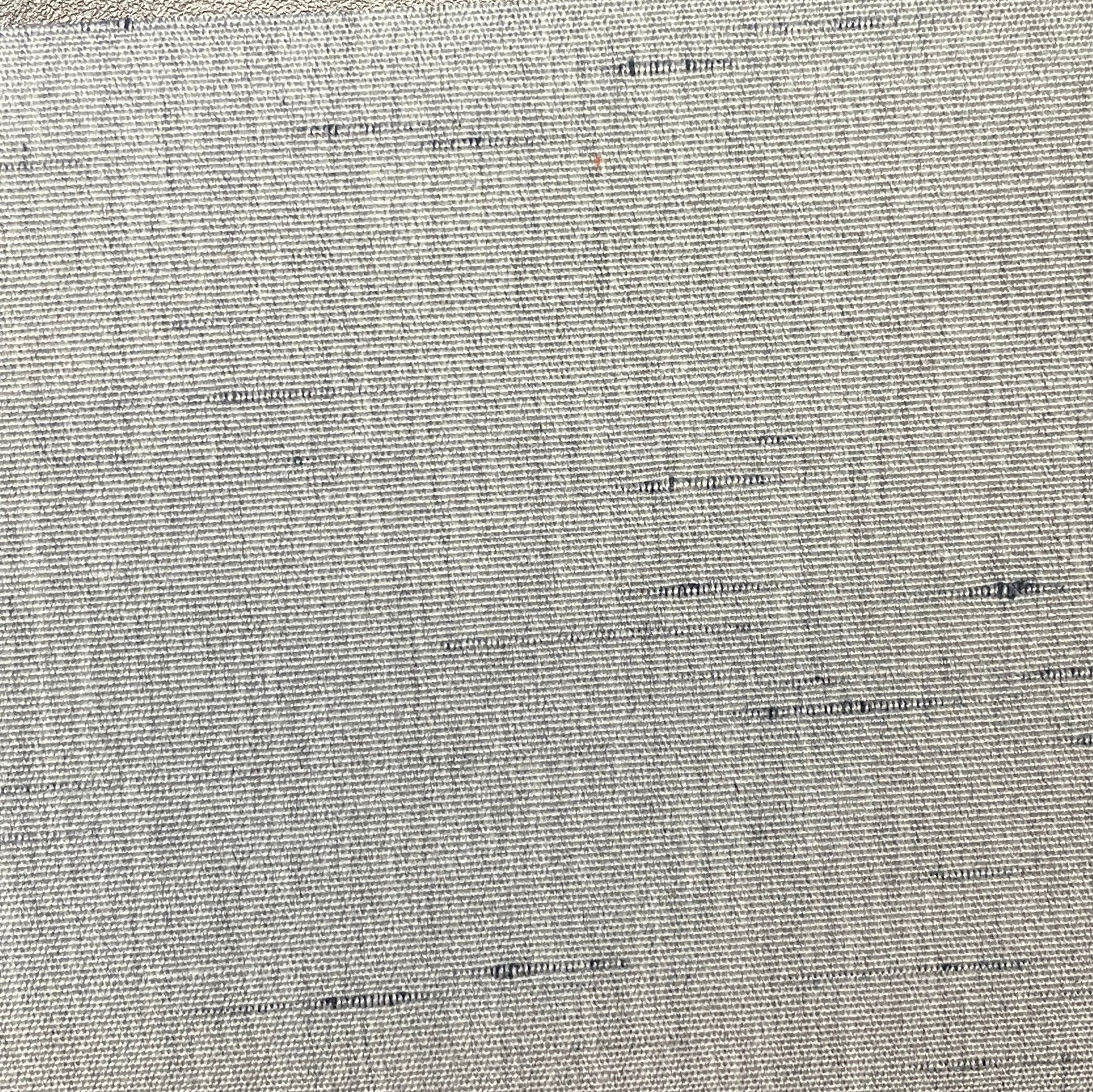 0610 Canvas Crest Ash 4662-0000