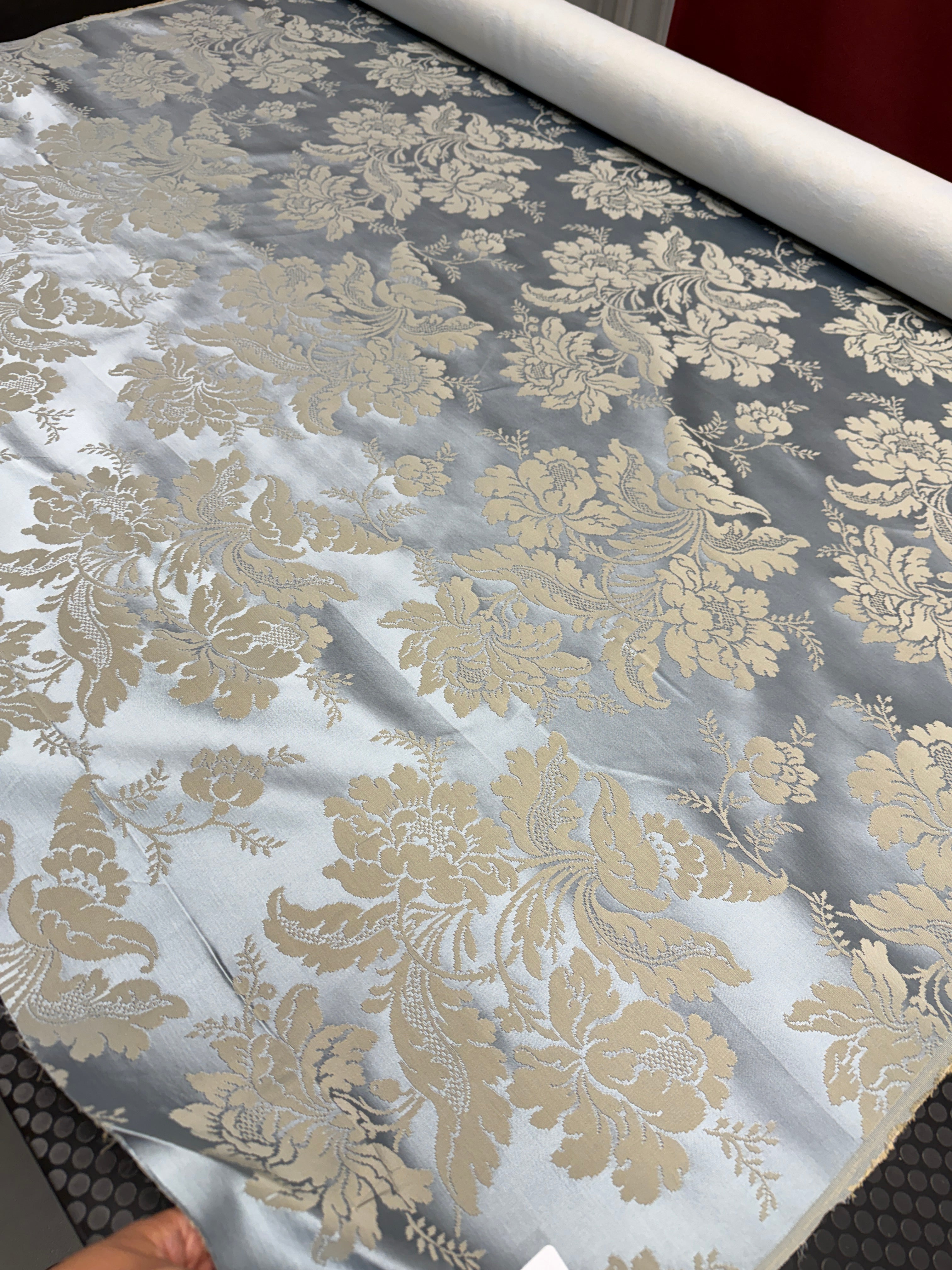 0540 Silver Crest Jacquard