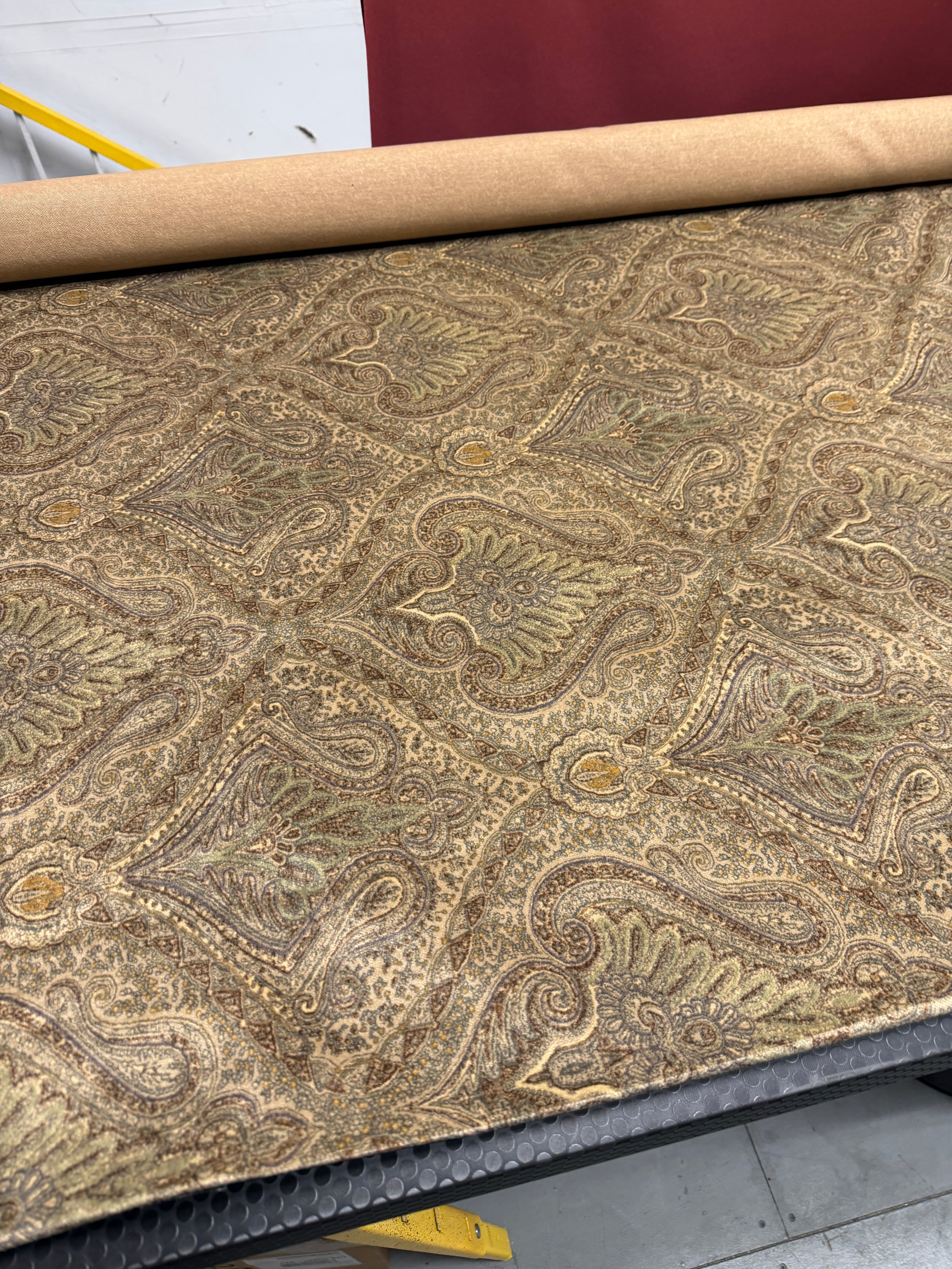 0459 Vintage Paisley Fabric