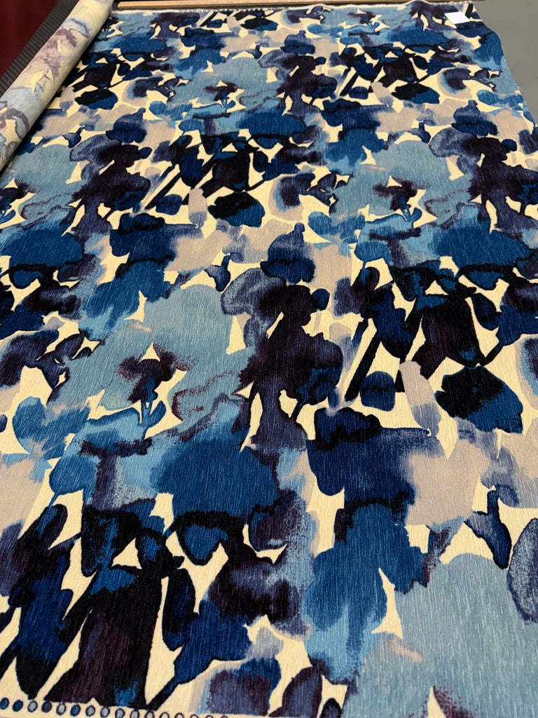 0457 Painterly Blue