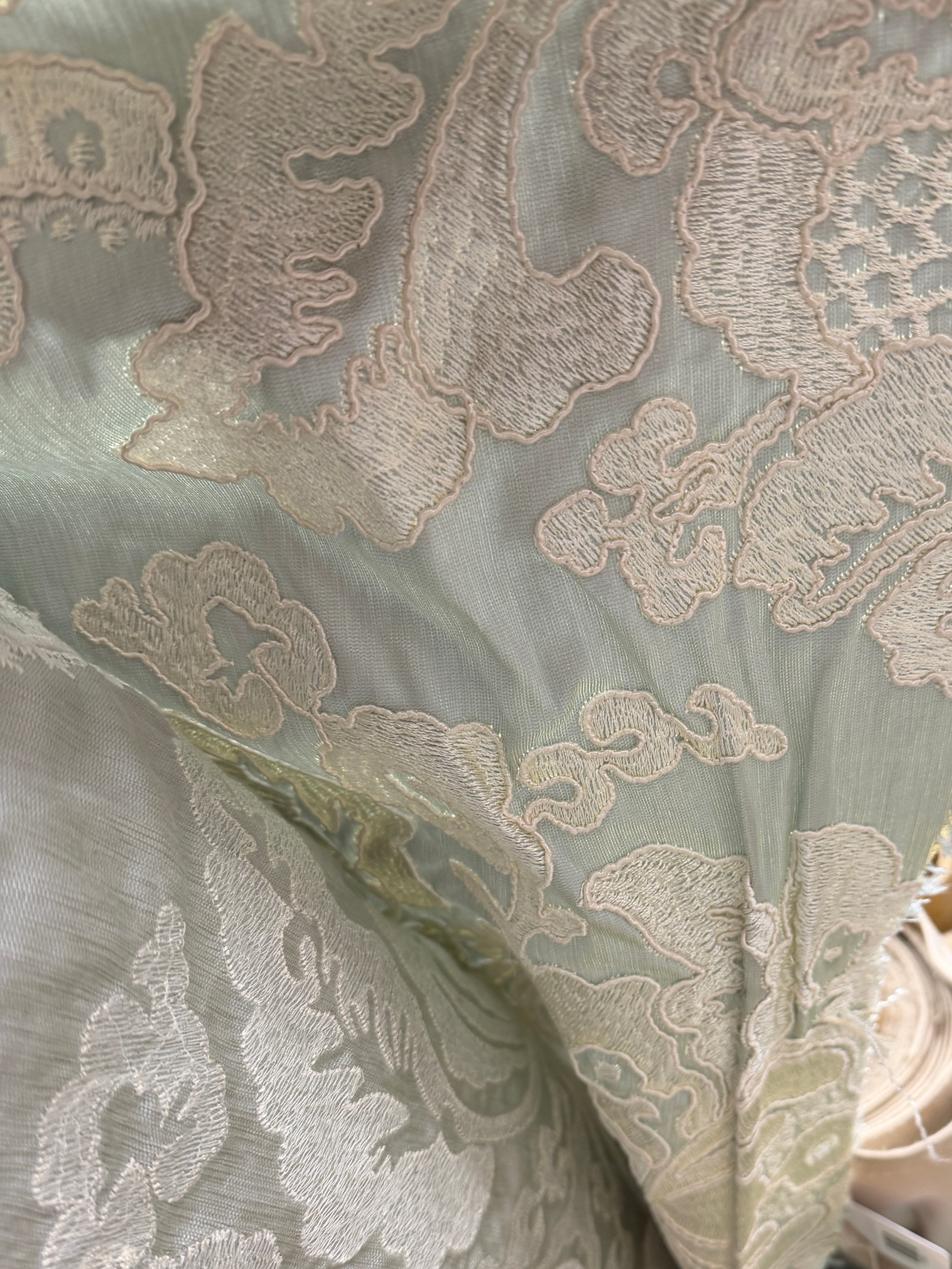 0527 Fabric Opal Vinework