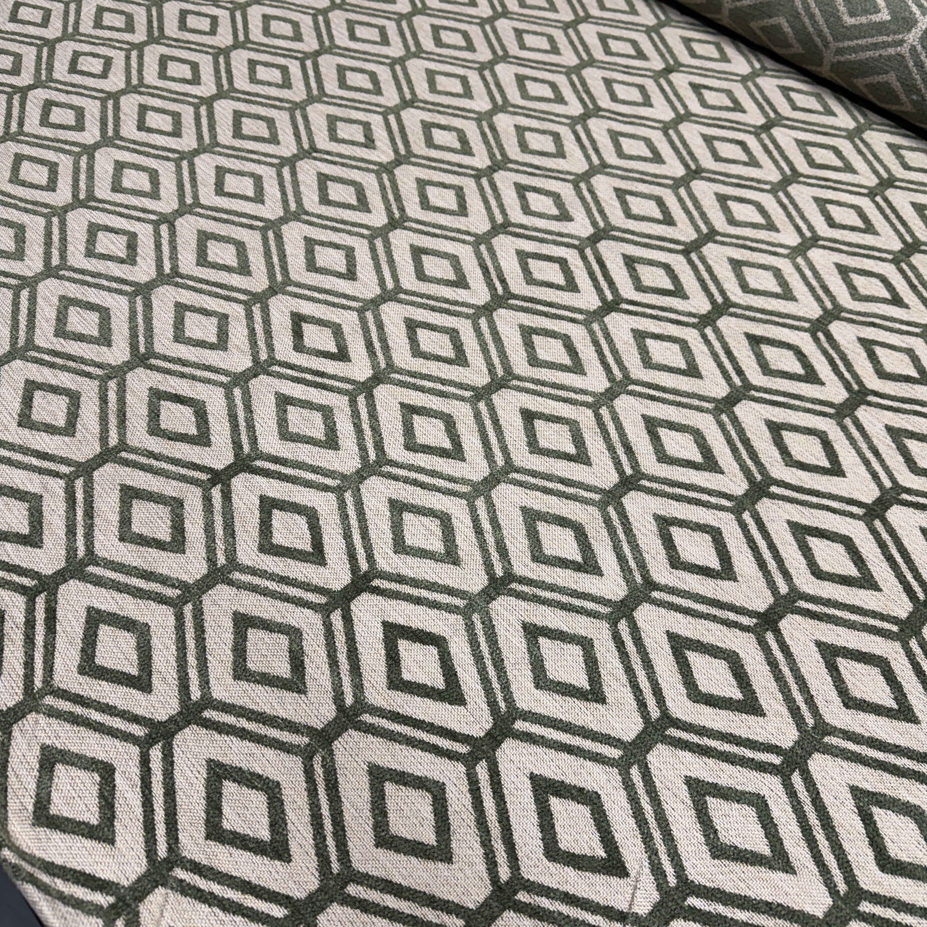 0452 Emerald Aztec Embossed