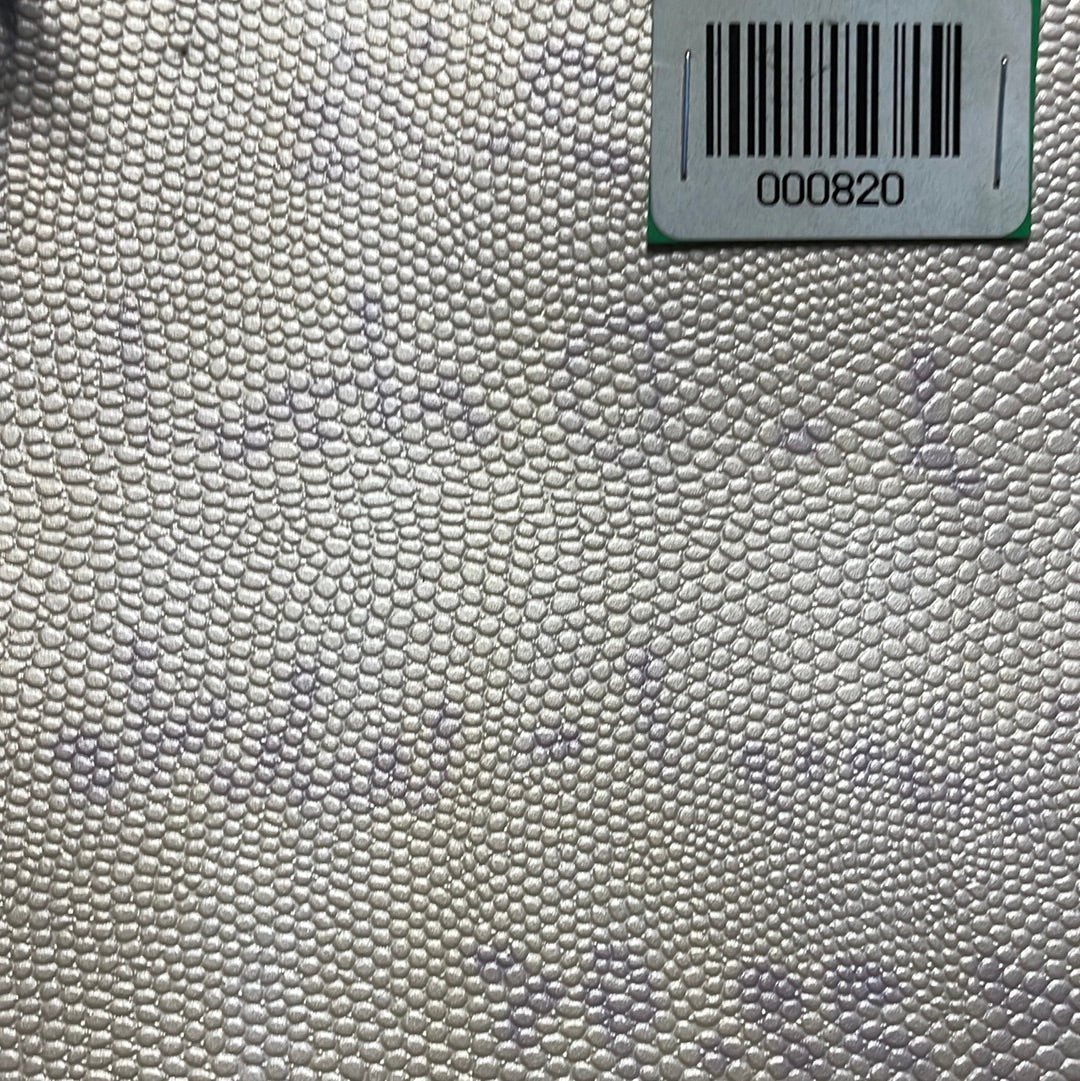 820 Vinyl Pattern White