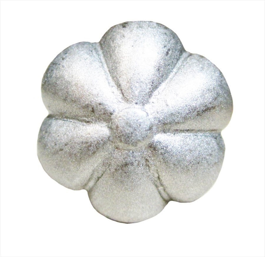 PT745 Pewter Decorative Nailhead