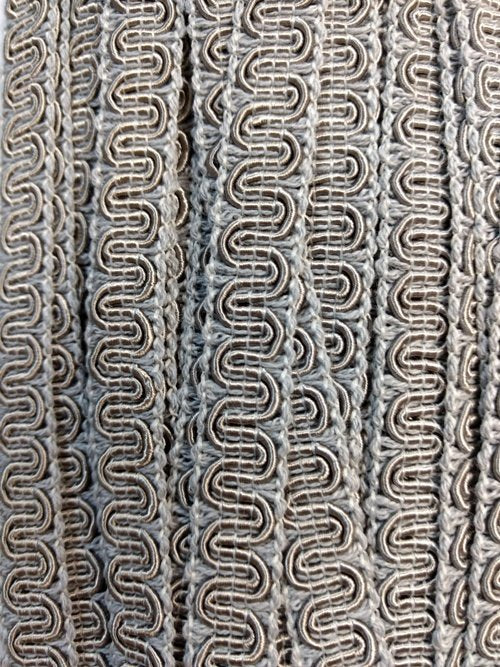 A9940 Scroll Gimp Trimming P13